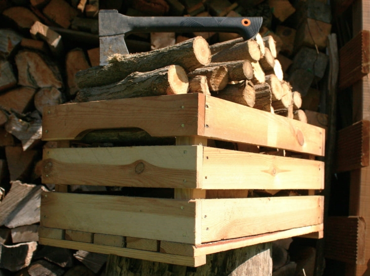 drewniana-skrzynia-na-drewno-o-udzwigu-30kg