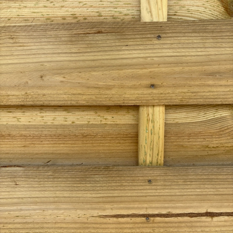 listawki-drewniane-gladkie-w-plocie-lamelowym-180x180