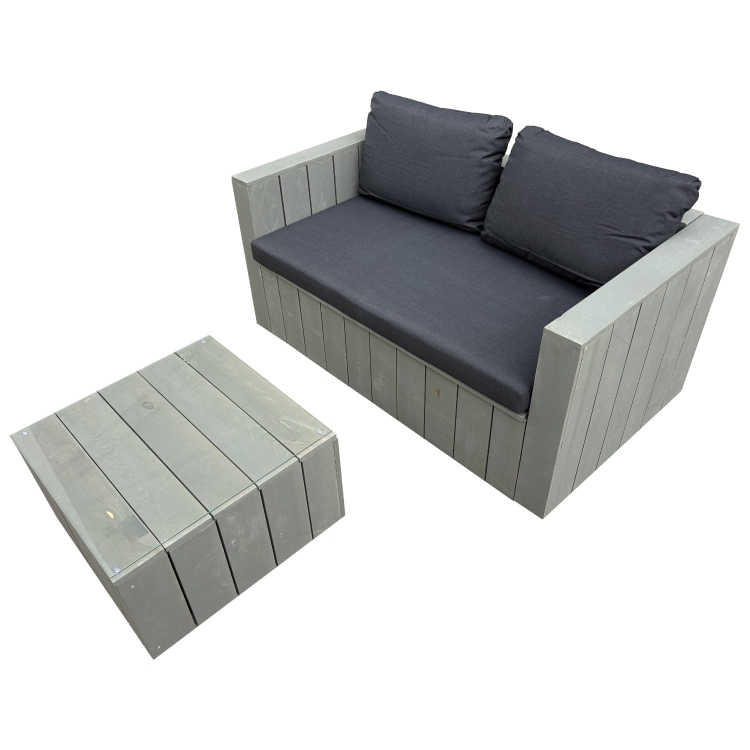 szara-sofa-ogrodowa-provence-z-stolikiem-poduszkami
